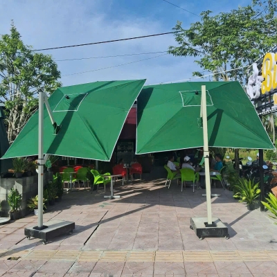 Dù lệch tâm vuông đế bê tông Dáng Nghiêng - Màu cam