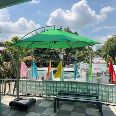 Dù tròn móc câu thông gió đế bê tông 3m - Màu xanh chuối non