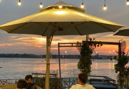 Giá Dù Che Ngoài Trời Mới Nhất 2025 – Bảng Giá Chi Tiết & Tư Vấn Chọn Mua