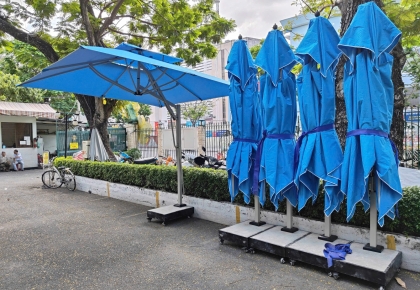 Dù Che Nắng Ngoài Trời Lệch Tâm – Sang Trọng, Hiện Đại, Đa Ứng Dụng