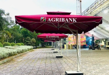 Ô Dù Che Nắng Ngoài Trời – Giải Pháp Bảo Vệ & Trang Trí Không Gian